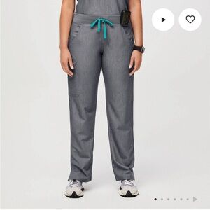 FIGS Kade Cargo Scrub Pants in Graphite